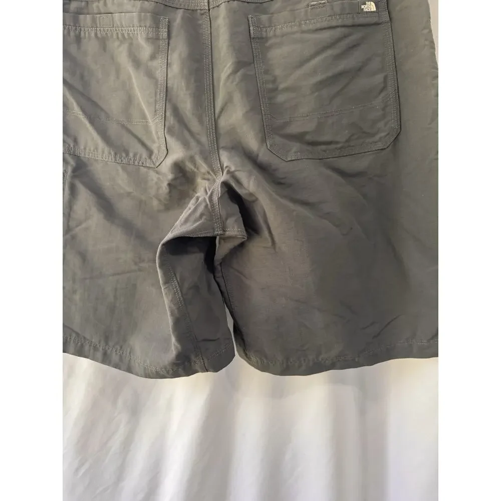 The North Face Shorts Mens 34 Gray 100% Nylon Chino Hiking Camping Outdoors